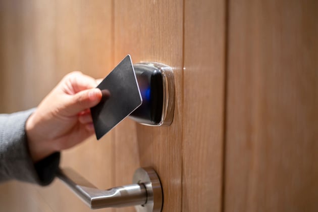 hotel swipe card lock systems